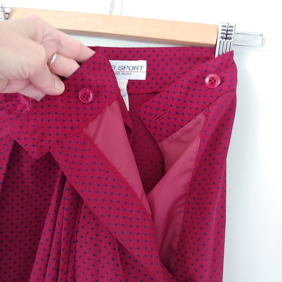 Alfred Sung Sport Silk Pleated Skirt Red Polka Dot Vintage Size 6 - Picture 9 of 15